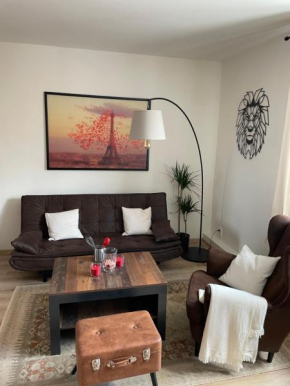 Lovely 1 Bedroom Aparment Fully Revovated